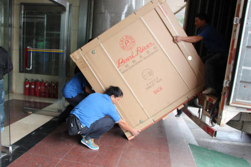 番阳镇钢琴贵重工艺品无忧运